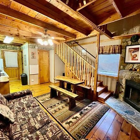 Oktoberfest Themed Cabin In Woods Stream #14 Helen Exterior foto
